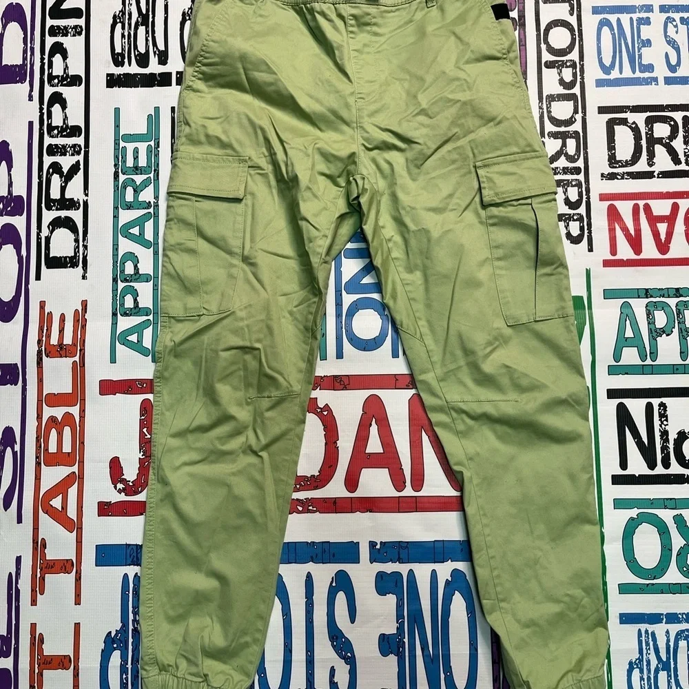 Sz Medium olive cargo joggers